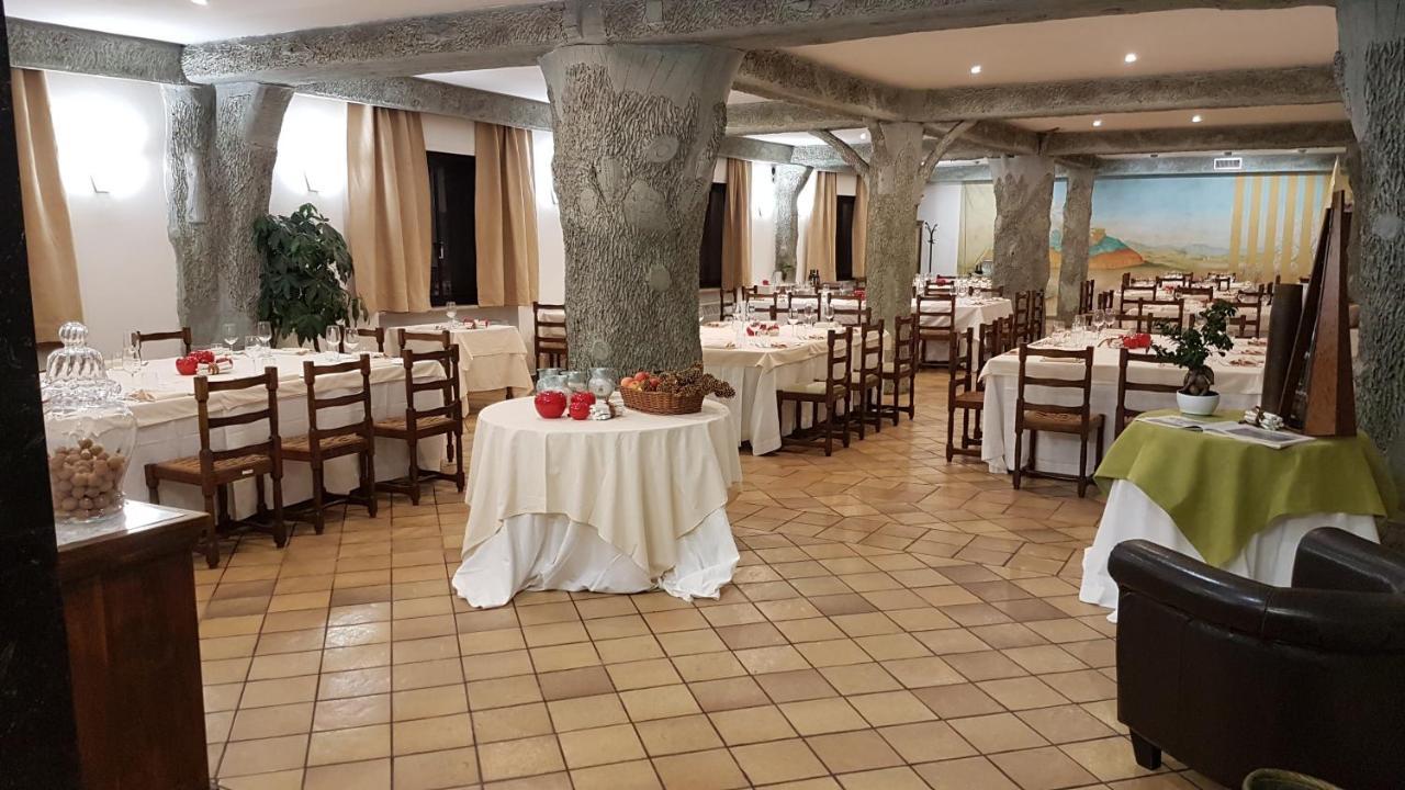 Hotel Ristorante La Campagnola Cassino Exteriör bild