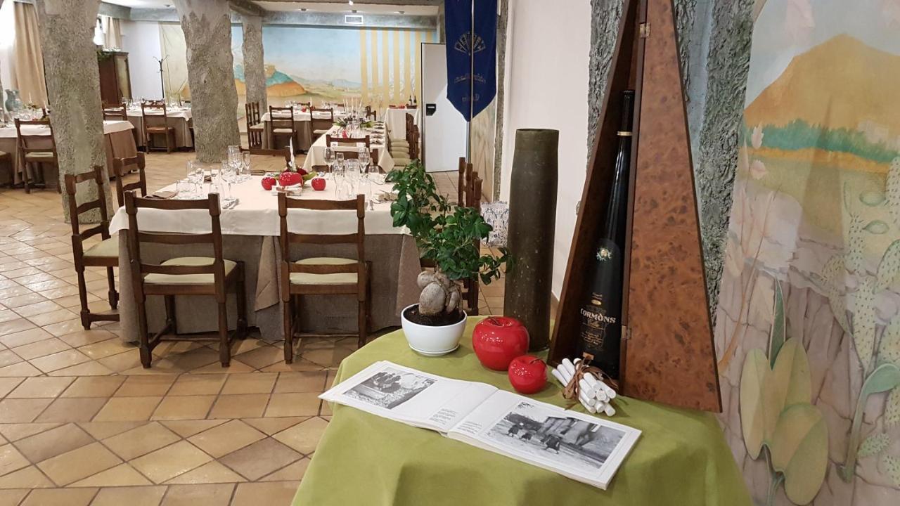 Hotel Ristorante La Campagnola Cassino Exteriör bild